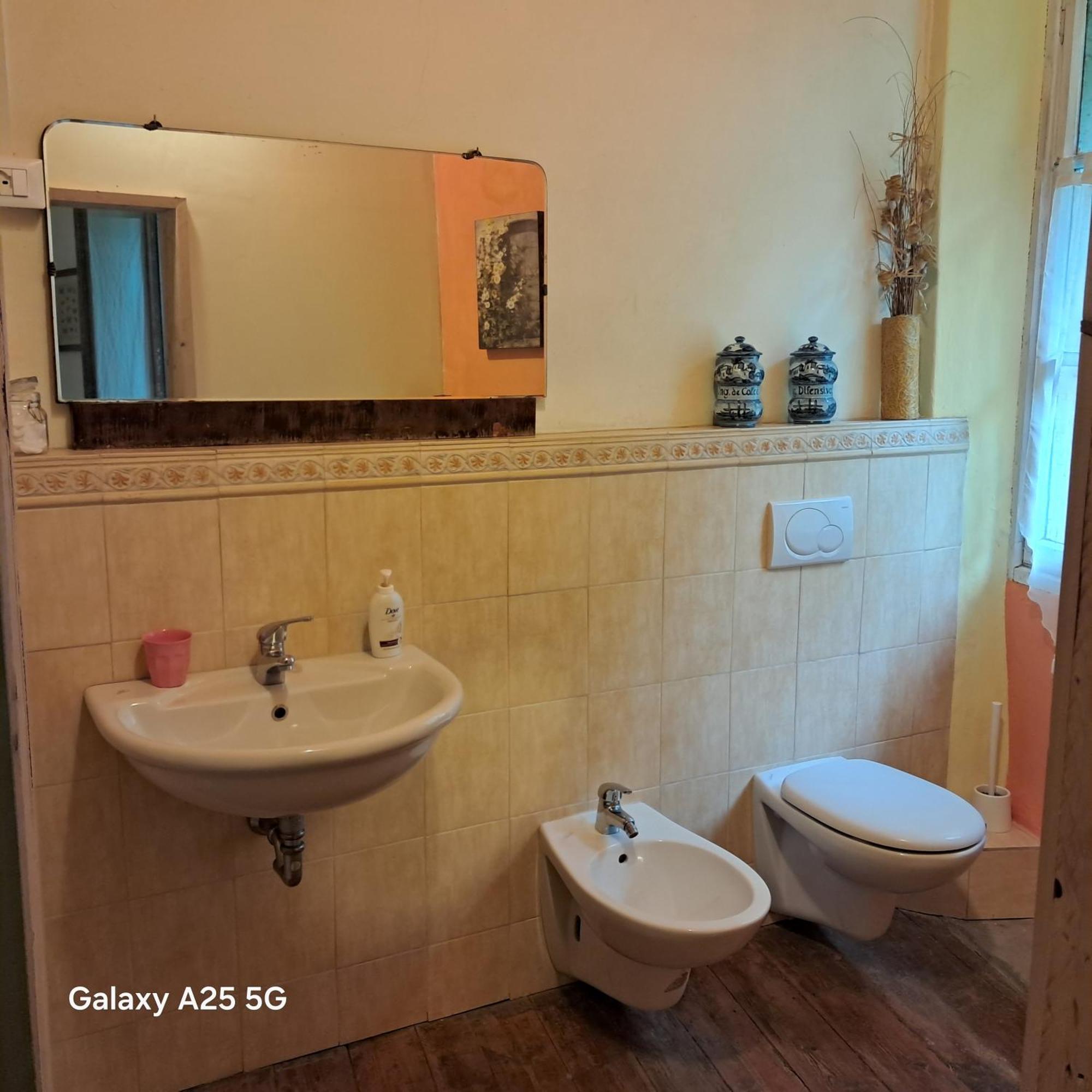 La Stanza Del Bosco Apartment Arcumeggia ภายนอก รูปภาพ