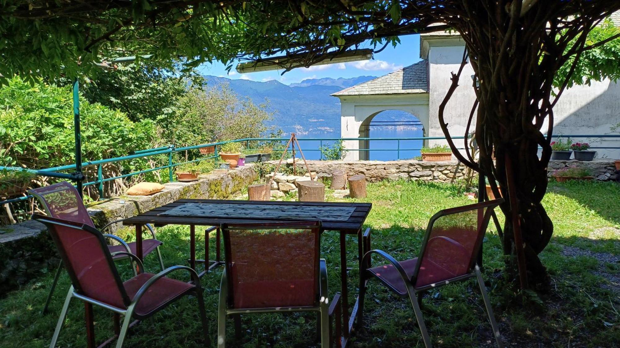 La Stanza Del Bosco Apartment Arcumeggia ภายนอก รูปภาพ
